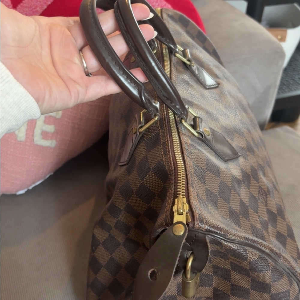 Louis Vuitton Speedy Bag - Picture 3 of 10